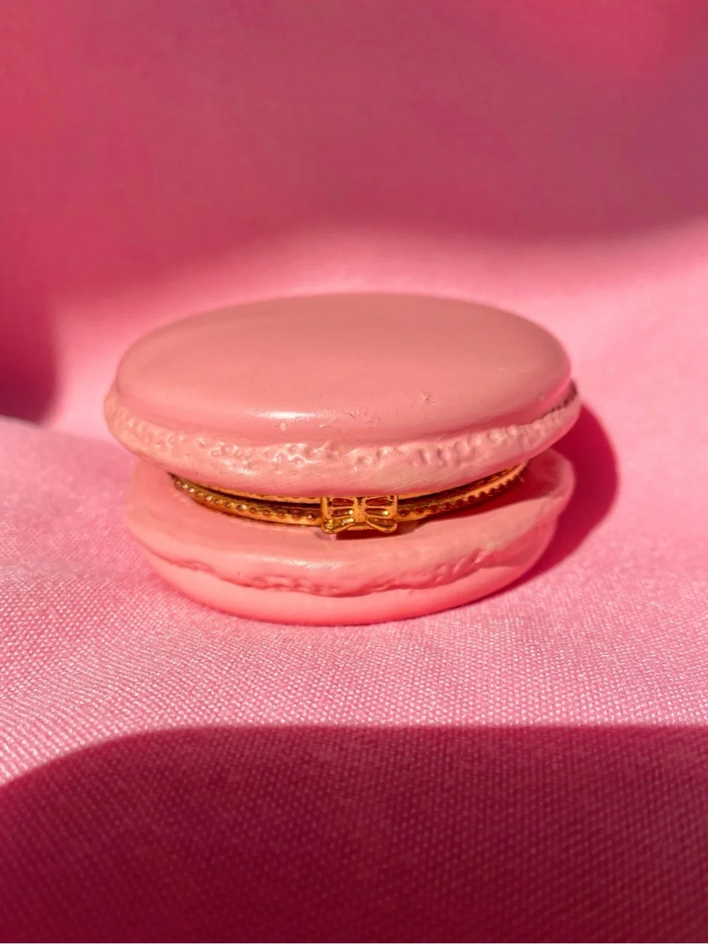 Pink Macaron Box Trinket Gold Bow Decor Trinket Gift French Cookie Paris Dessert - Picture 1 of 6